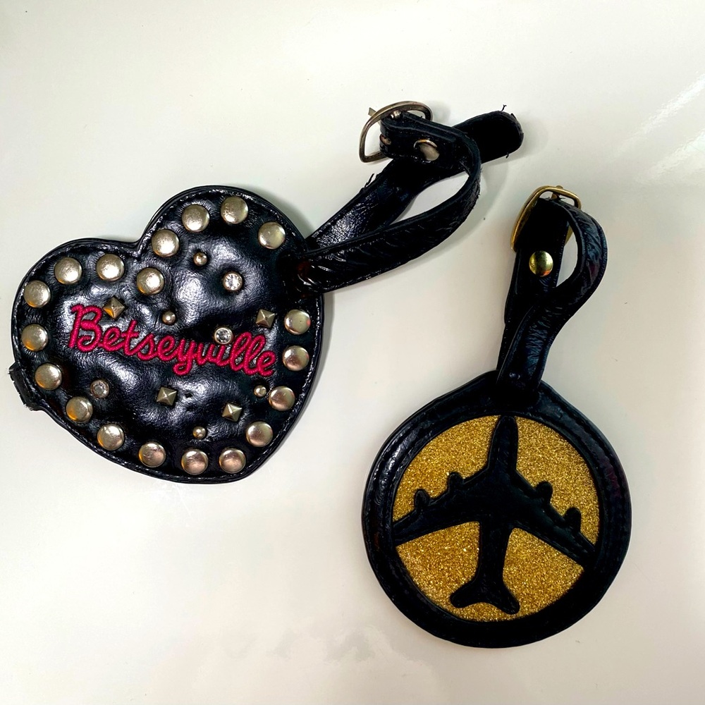 Betseyville by Betsey Johnson Luggage Tags